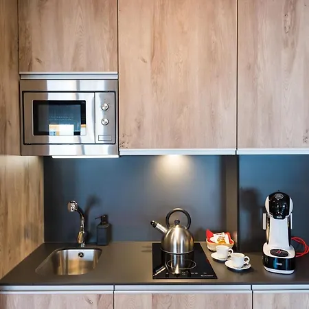 Treetriana Apartment *